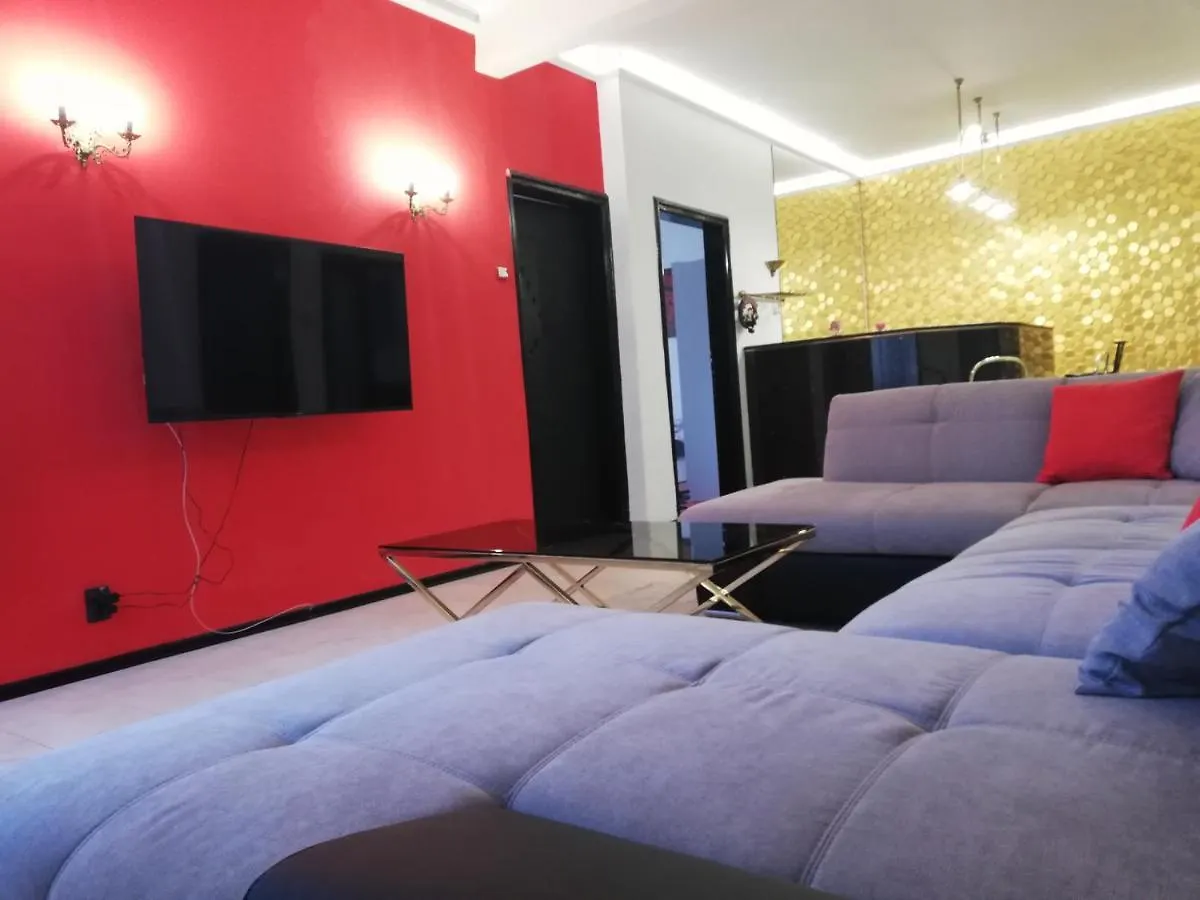 Top Center Cozy And Spacious Apartment Σόφια