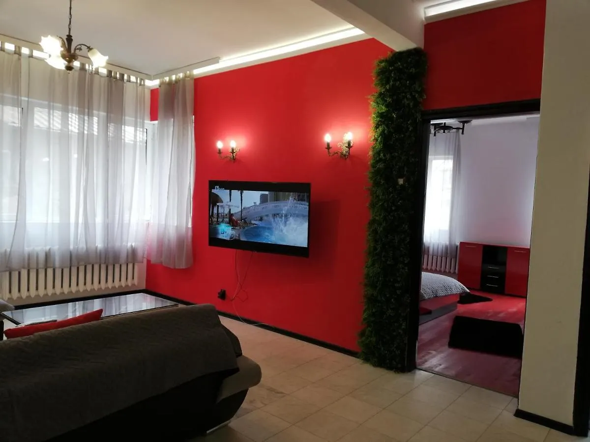 Top Center Cozy And Spacious Apartment Σόφια